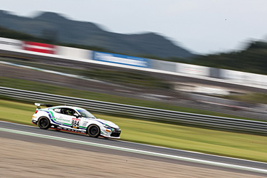 ピレリスーパー耐久シリーズ第5戦ツインリンクもてぎ(栃木県)決勝 SHADE RACING