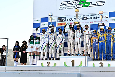 ピレリスーパー耐久シリーズ第5戦オートポリス(大分県)決勝 SHADE RACING