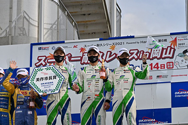 清水 英志郎 選手/石川 京侍 選手/国本 雄資 選手