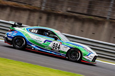 SHADE RACING 884号車 GR86