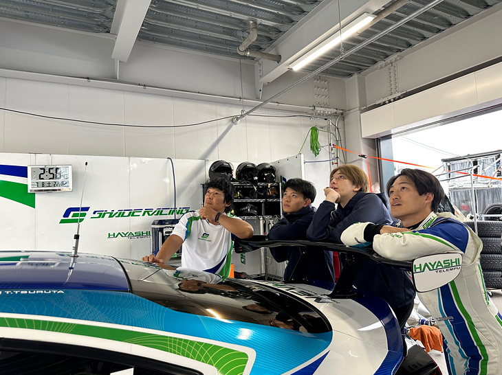 影山 正彦 選手/鶴田 哲平 選手/山田 真之亮 選手/国本 雄資 選手