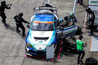 SHADE RACING 885号車 GR SUPRA GT4 EVO