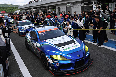 SHADE RACING 885号車 GR SUPRA GT4 EVO