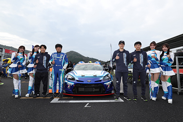 国本 雄資 選手/影山 正彦 選手/山田 真之亮 選手/鶴田 哲平 選手/SHADE GIRLS