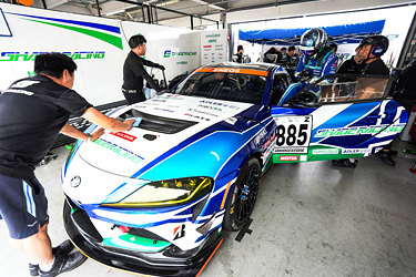 SHADE RACING 885号車 GR Supra GT4 EVO2
