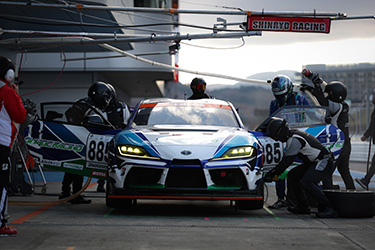 SHADE RACING 885号車 GR Supra GT4 EVO2