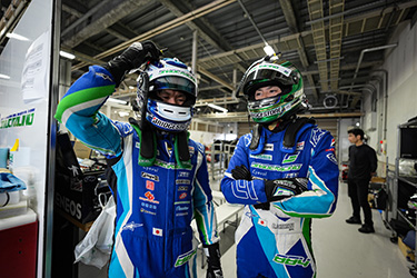 SHADE RACING 884号車 GR86