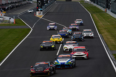 SHADE RACING 885号車 GR Supra GT4 EVO2