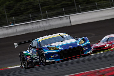 走行中のGT300 &frasl; GR86 GT
