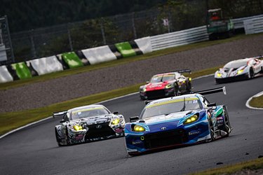 走行中のGT300 &frasl; GR86 GT