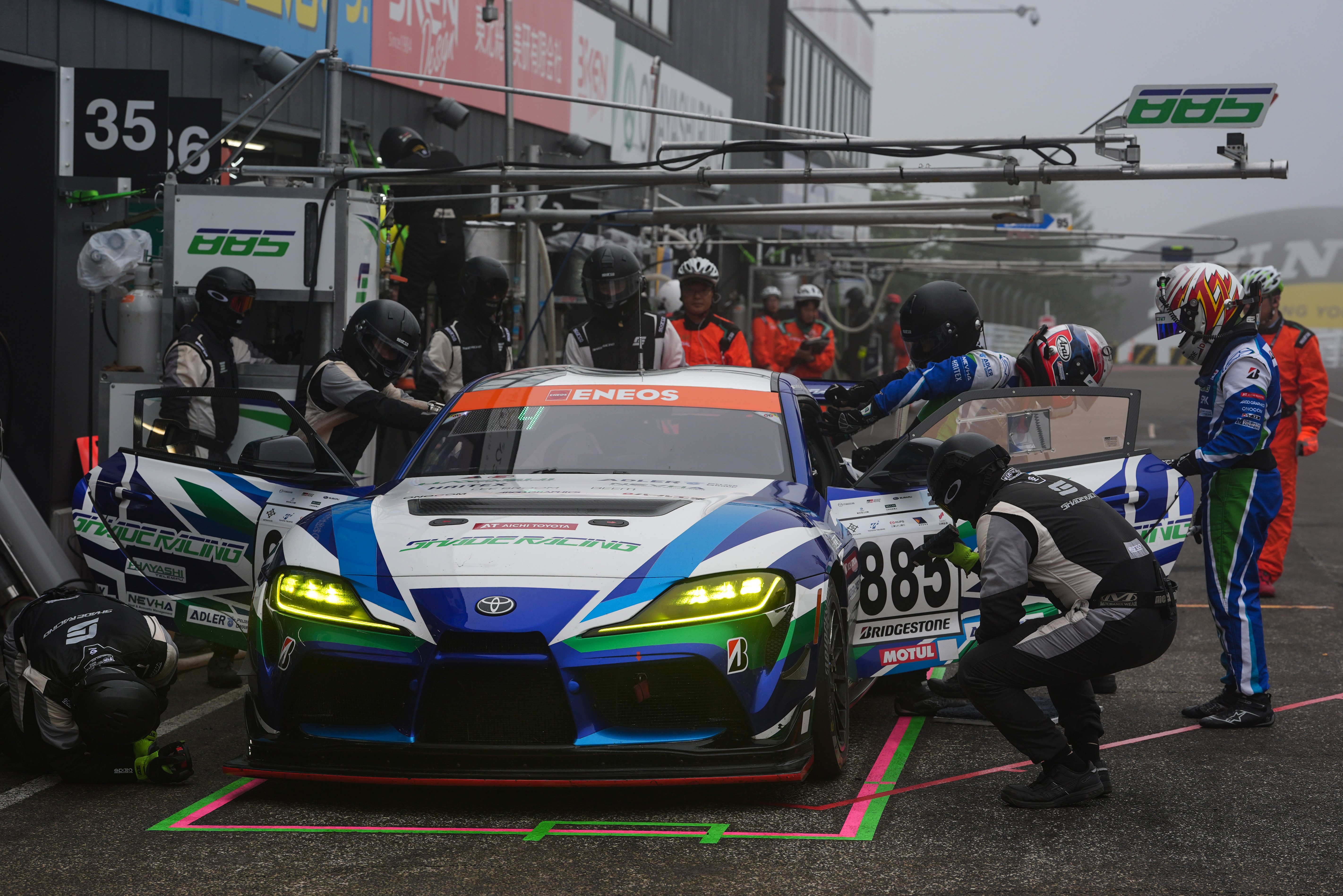SHADE RACING 885号車 GR Supra GT4 EVO2