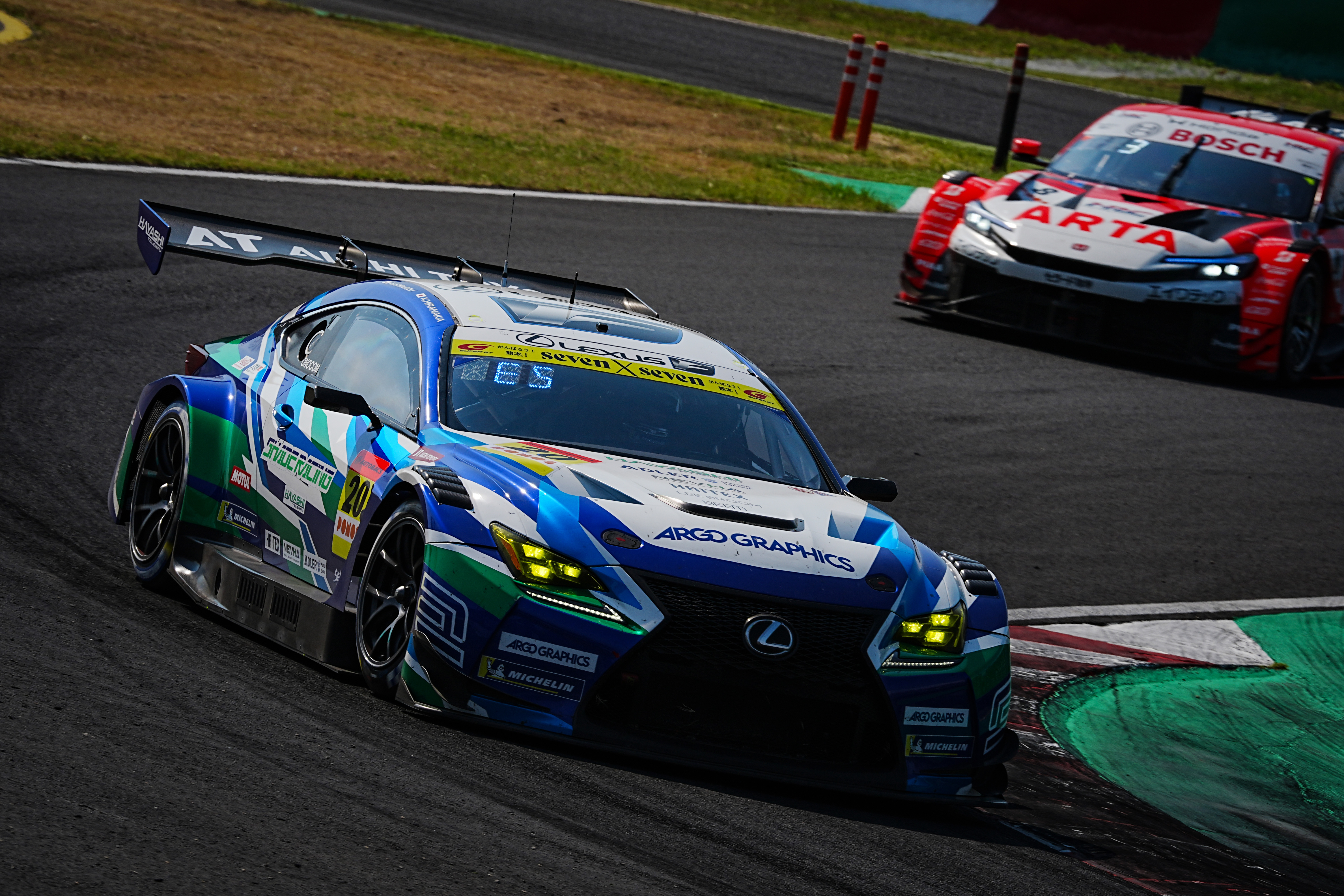 GT300 &frasl; RC F GT3