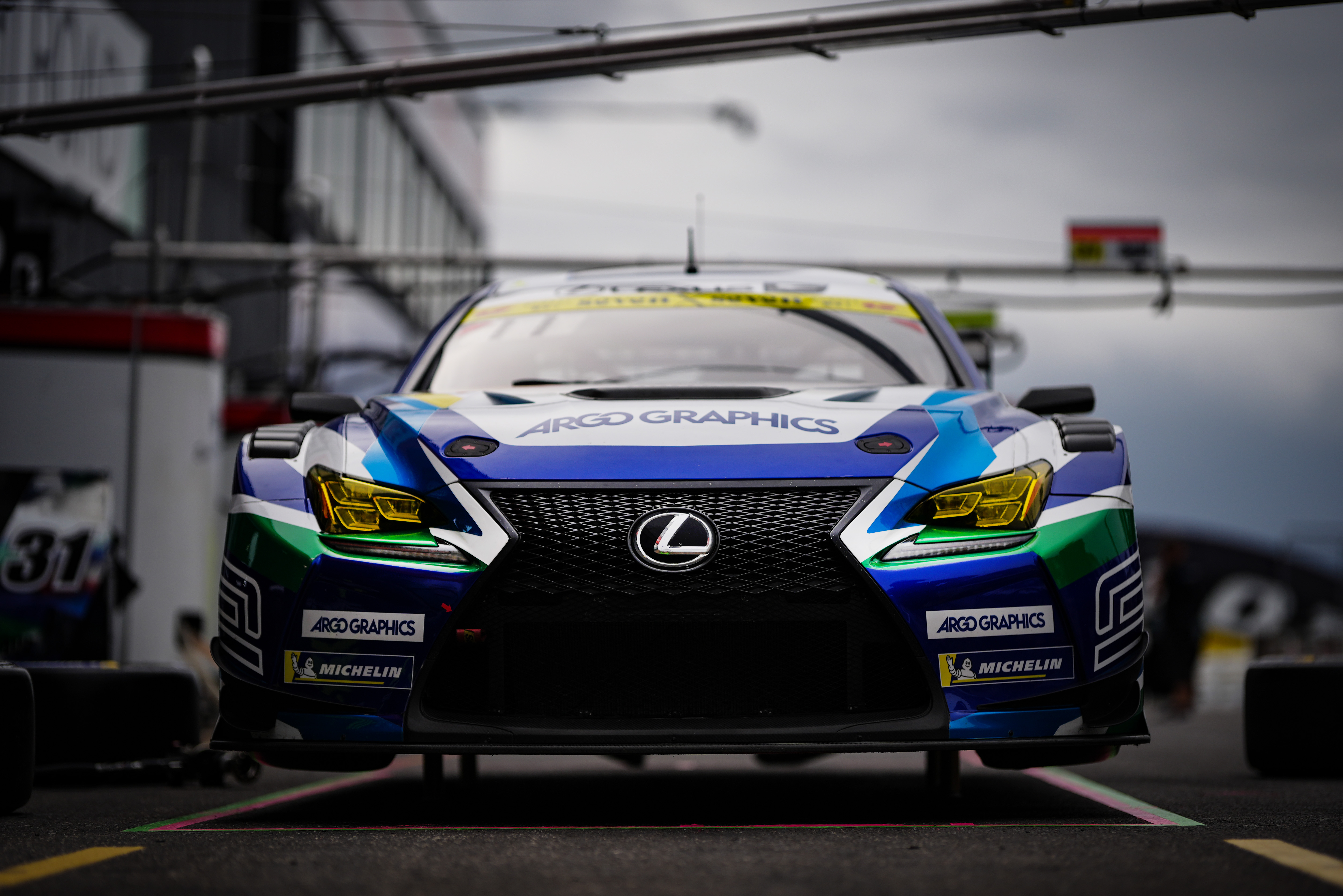 GT300 &frasl; RC F GT3